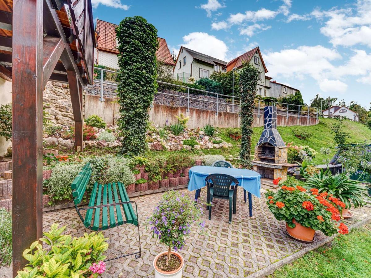Holiday Home With Garden Langenbach  ภายนอก รูปภาพ