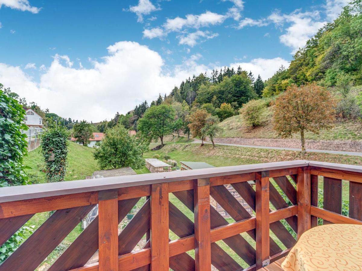Holiday Home With Garden Langenbach  ภายนอก รูปภาพ