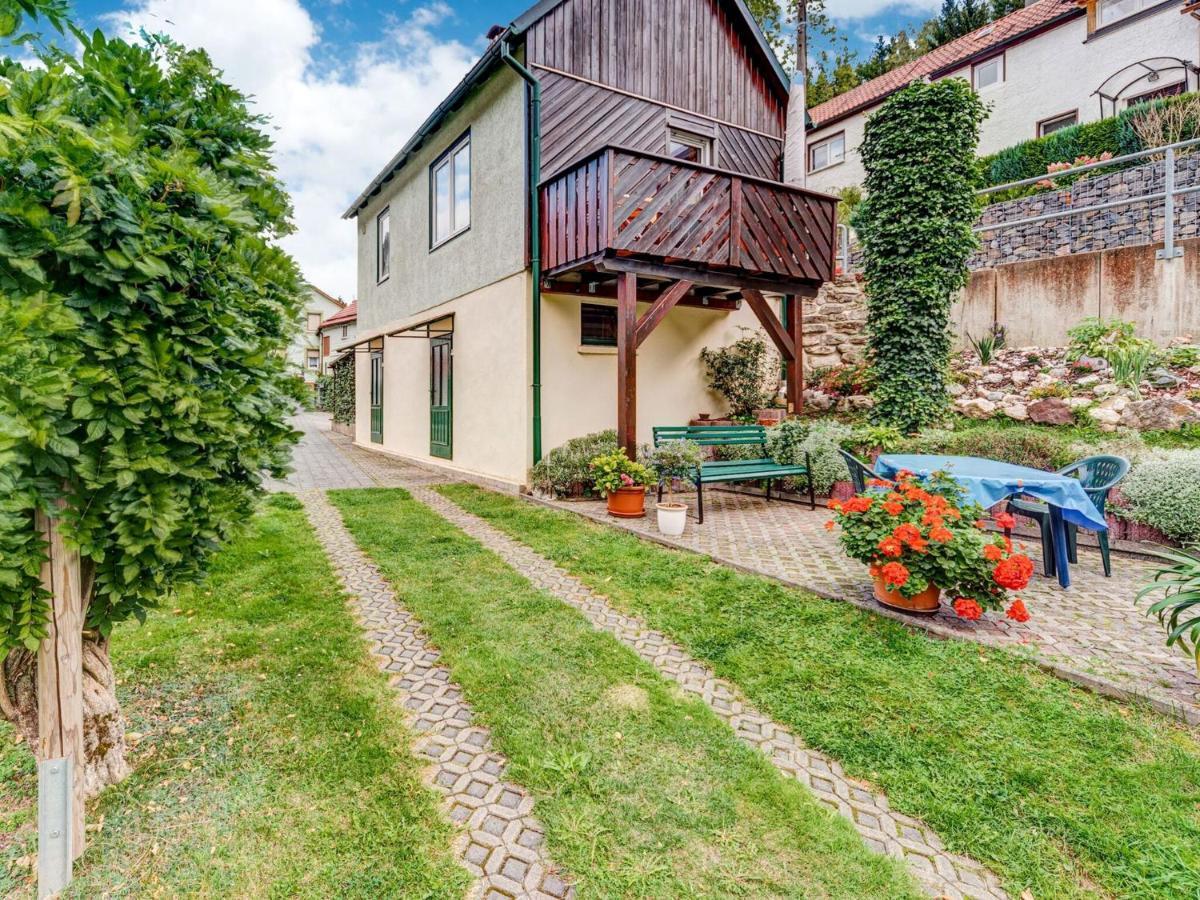 Holiday Home With Garden Langenbach  ภายนอก รูปภาพ